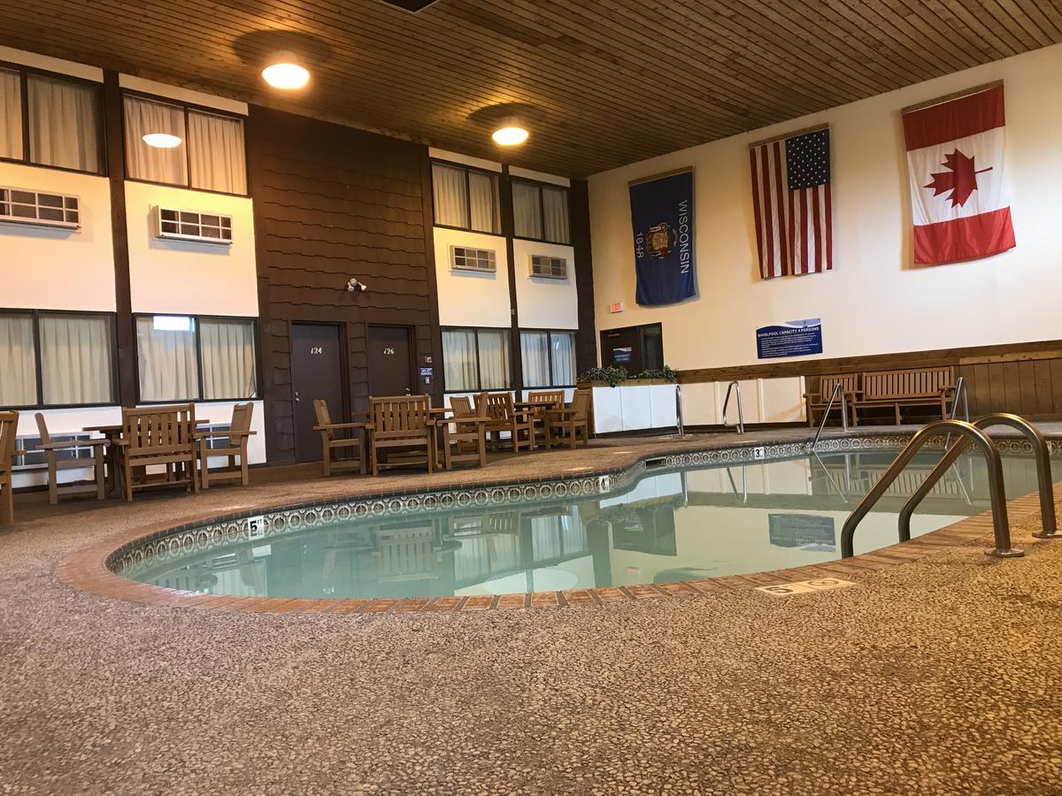 Superior Inn 外观 照片