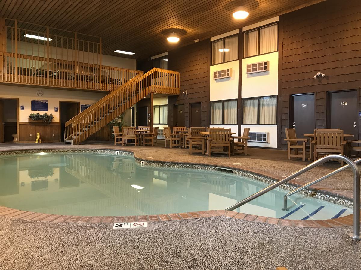 Superior Inn 外观 照片